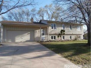 7441 105th St W, Bloomington, MN 55438