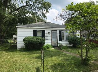 119 Bay Rd, Fox Lake, IL 60020