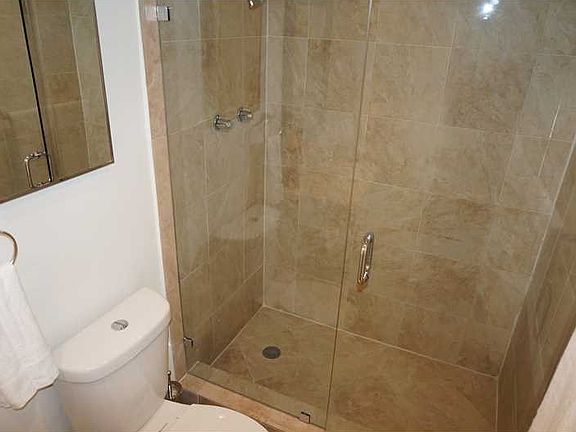 3rd image of 4001 S Ocean Dr APT 6N