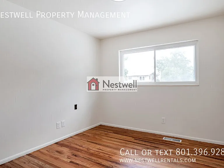 9329 S Sneddon Dr — Photo 5