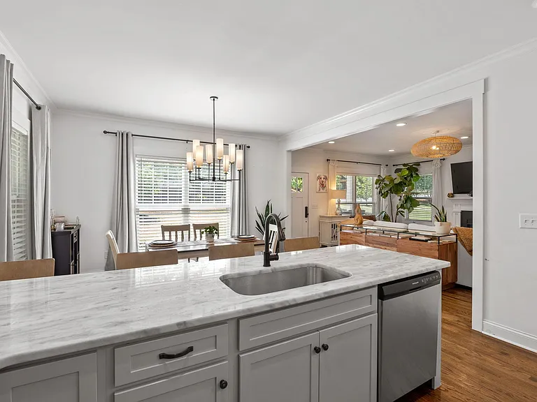 109 W Circle Ave — Photo 15