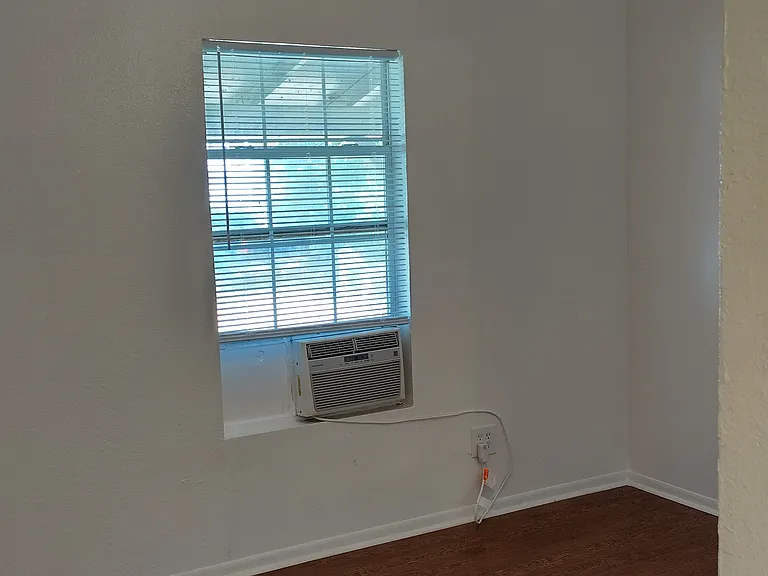 1417 Avenue B #1417 — Photo 11