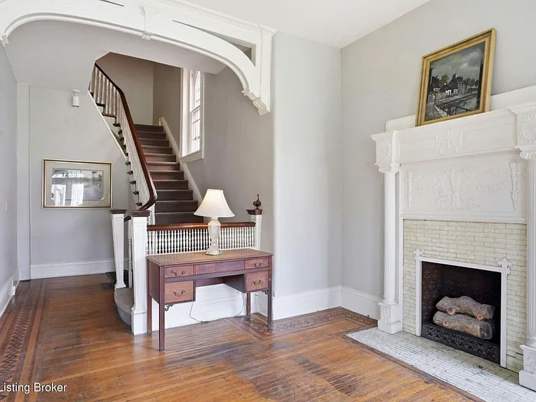1456 Saint James Ct #3 — Photo 2