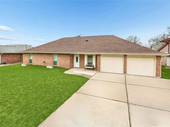 535 Alleman St, Norco, LA 70079