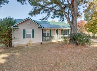 91 Rye St, Mc Ewen, TN 37101