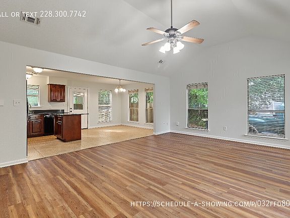 5th image of 1509 Fawn St