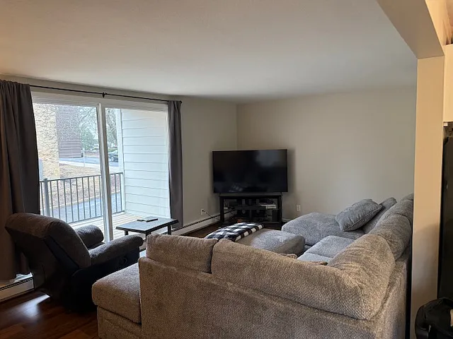 6415 York Ave S #106 — Photo 4