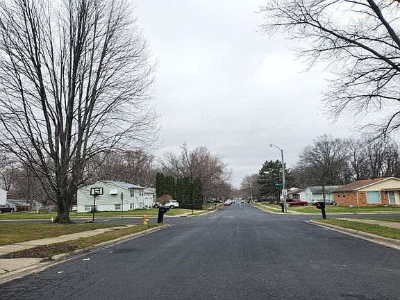 4th image of 1916 N Idaho St