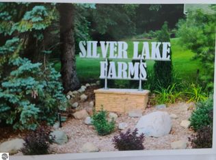 4427 Silver Valley Ln, Traverse City, MI 49684
