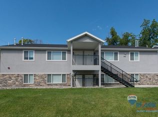 662 W Meadow Dr APT 102, Provo, UT 84601