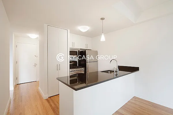 Rented by NY Casa Group | media 19