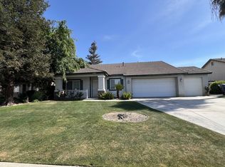 10209 Polo Saddle Dr, Bakersfield, CA 93312