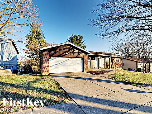 2nd image of 1912 Lakemont Ln