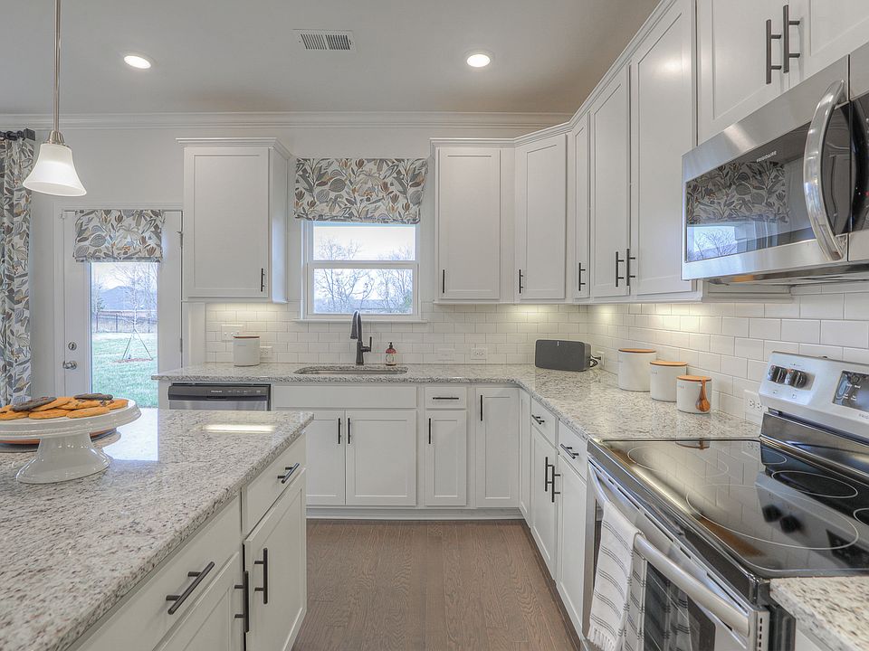 Summerlin by Goodall Homes in White House TN Zillow