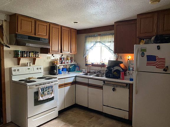 2nd image of 50315 County Road 388
