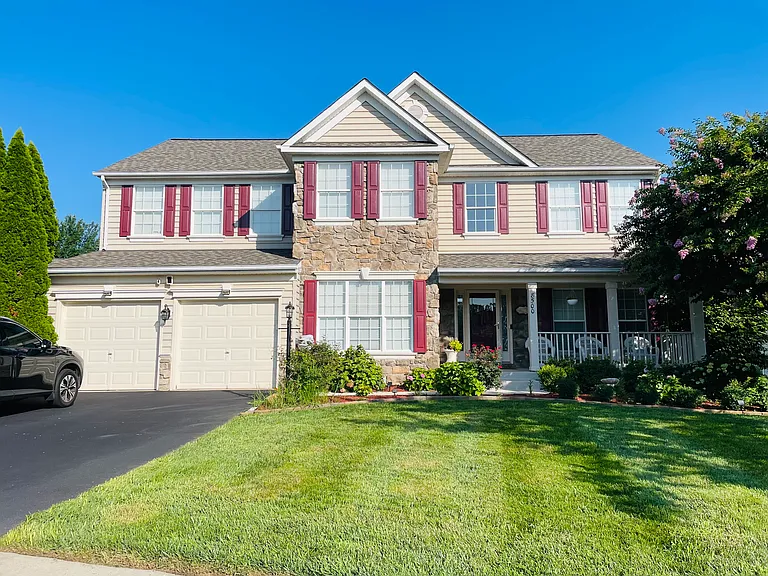 8500 Lanier Overlook Ct — Photo 2