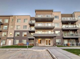 150 E Shawnee Sq SW #301, Calgary, AB T2Y 0W4