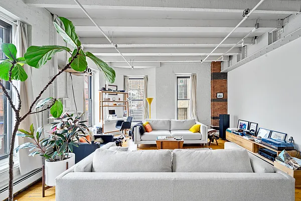 Rented by Corcoran | media 21