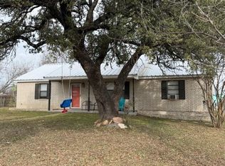 605 E COLLEGE, Llano, TX 78643