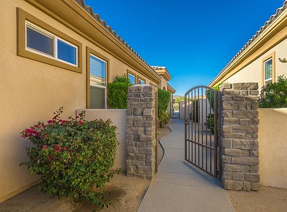 3rd image of 67350 Laguna Dr