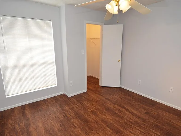 8625 Mallard Reserve Dr #201 — Photo 24