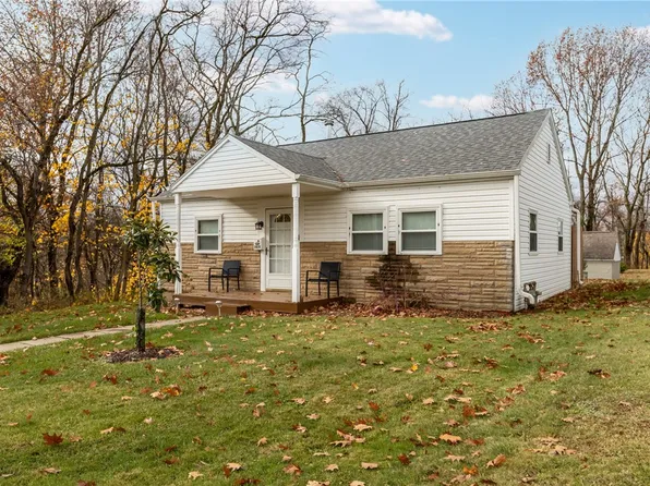 1919 Glen Rd, Aliquippa, PA 15001