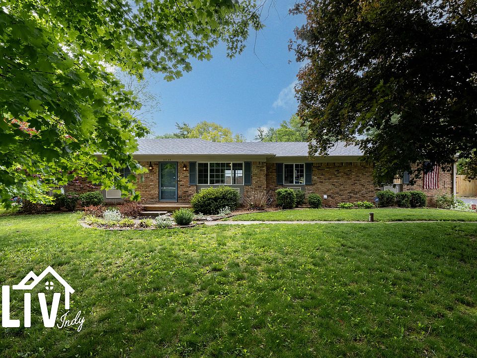 1st image of 2703 Lakewood Dr N