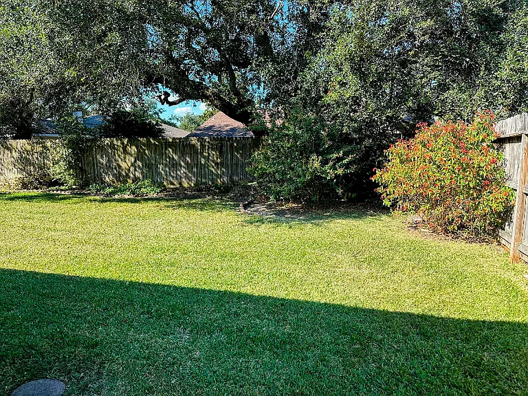 8419 Bandridge Rd — Photo 2