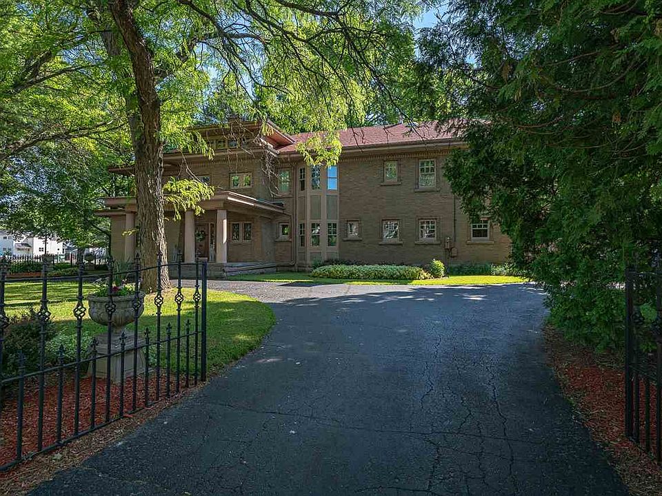 303 E Lincoln Ave, Belvidere, IL 61008 Zillow