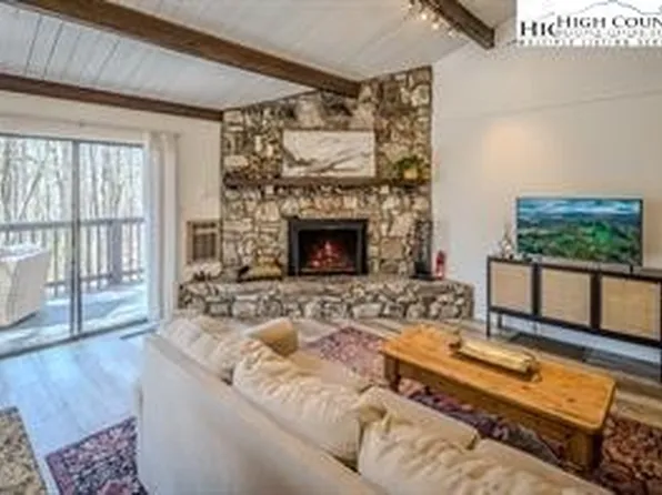 811 Pine Ridge Road, Banner Elk, NC 28604