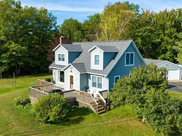 412 3rd St, Baraga, MI 49908