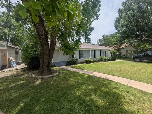 3529 Plymouth Ave Photo 1