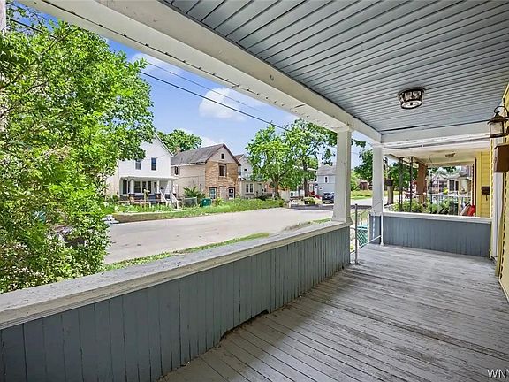 4th image of 438 20th St