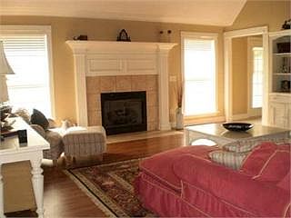 5th image of 1208 N Wren Dr