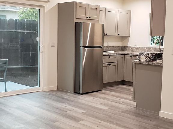 4th image of 5361 Veloz Ave