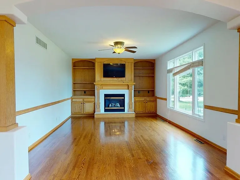 2917 Bayberry Rd — Photo 6