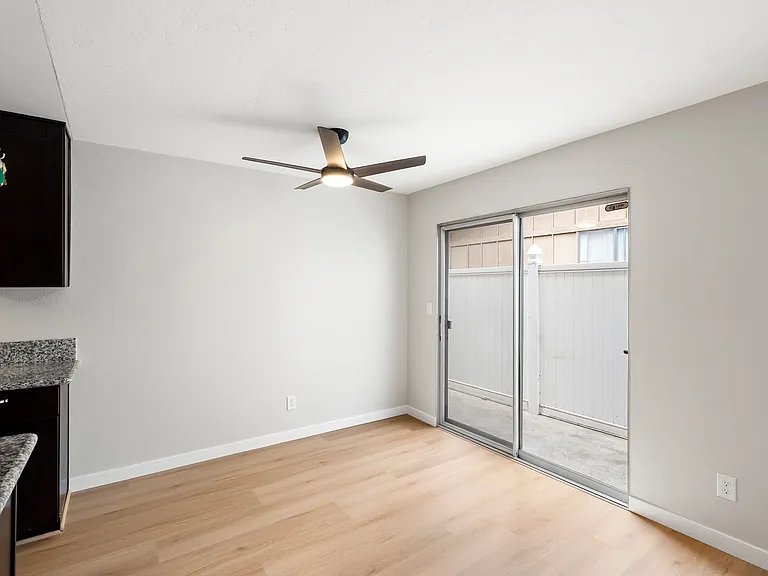 3908 Camphor Ln — Photo 10