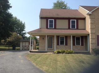 2317 Lawnwood Ct, East Petersburg, PA