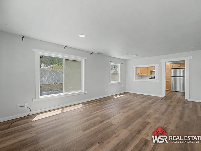 1030 E Brockton Ave #1 — Photo 8