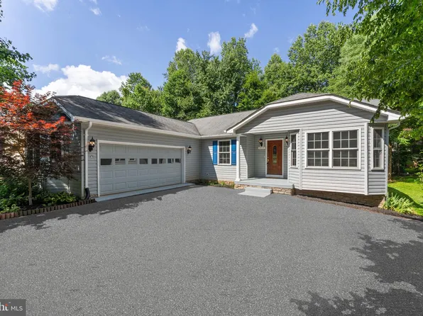 4513 Lakeview Pkwy, Locust Grove, VA 22508