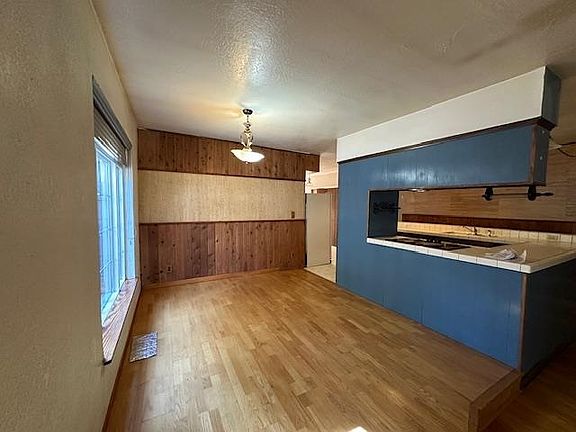 4th image of 667 Spring Creek Dr #65