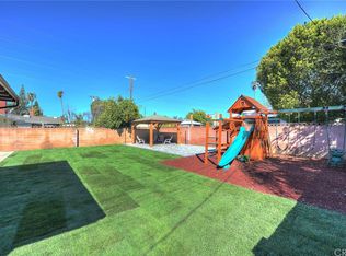 18813 Runnymede St, Reseda, CA 91335
