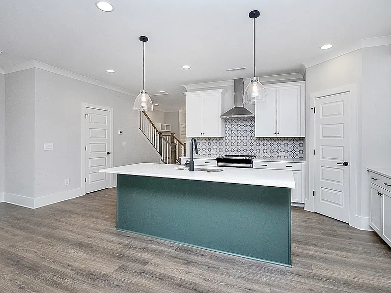 2957 Ross Ave — Photo 6