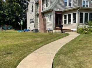 32 Linden Ave, Pitman, NJ 08071