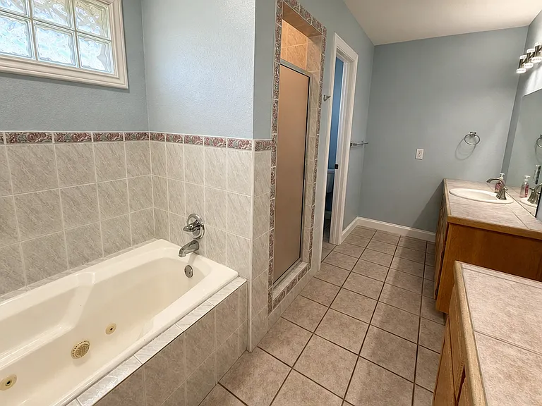 Master Bath, view 1.