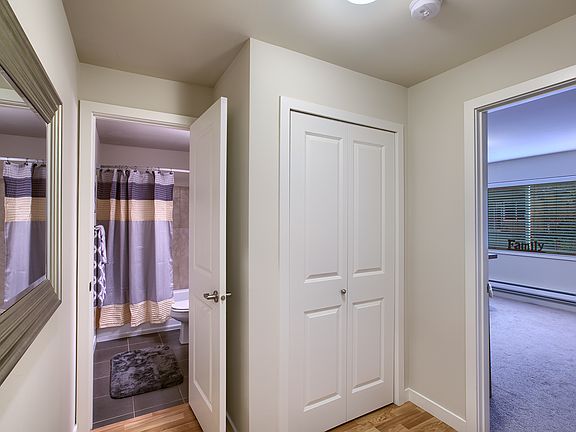 4th image of 3232 15th Ave W APT 504