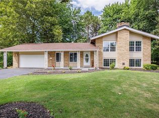 58 Eileen Cir, Rochester, NY 14616