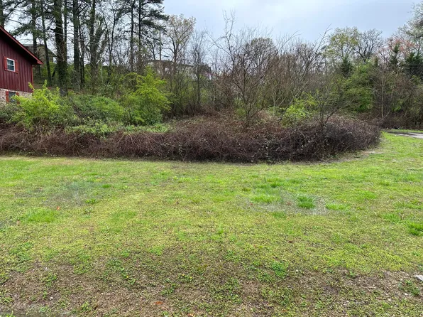3744 Wilcox Blvd, Chattanooga, TN 37411