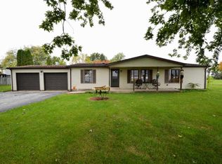 708 E Walnut St, Chalmers, IN 47929