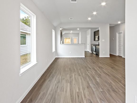 Entry to Family Room